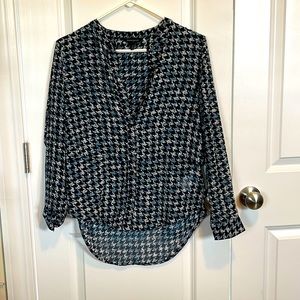 Banana Republic sheer houndstooth top